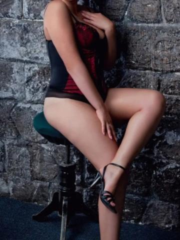 Лиана Соблазнительная Брюнетка фото 2